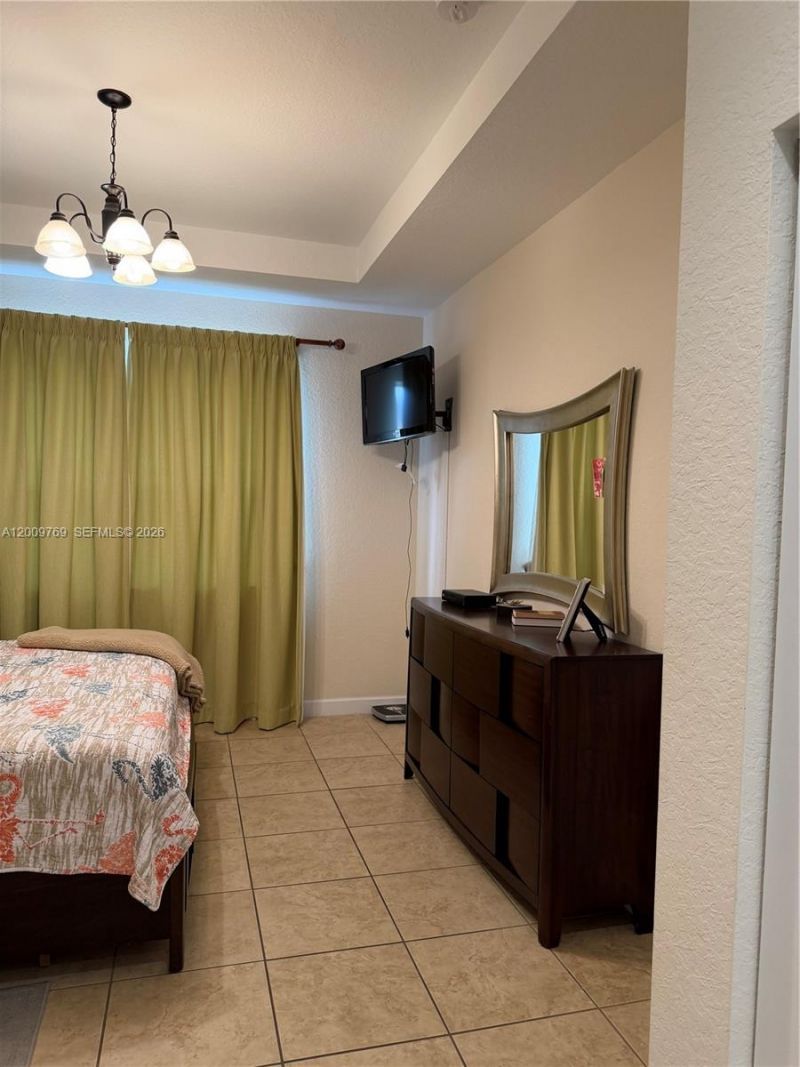 3955 NE 13th Dr , Homestead, FL 33033 Photo
