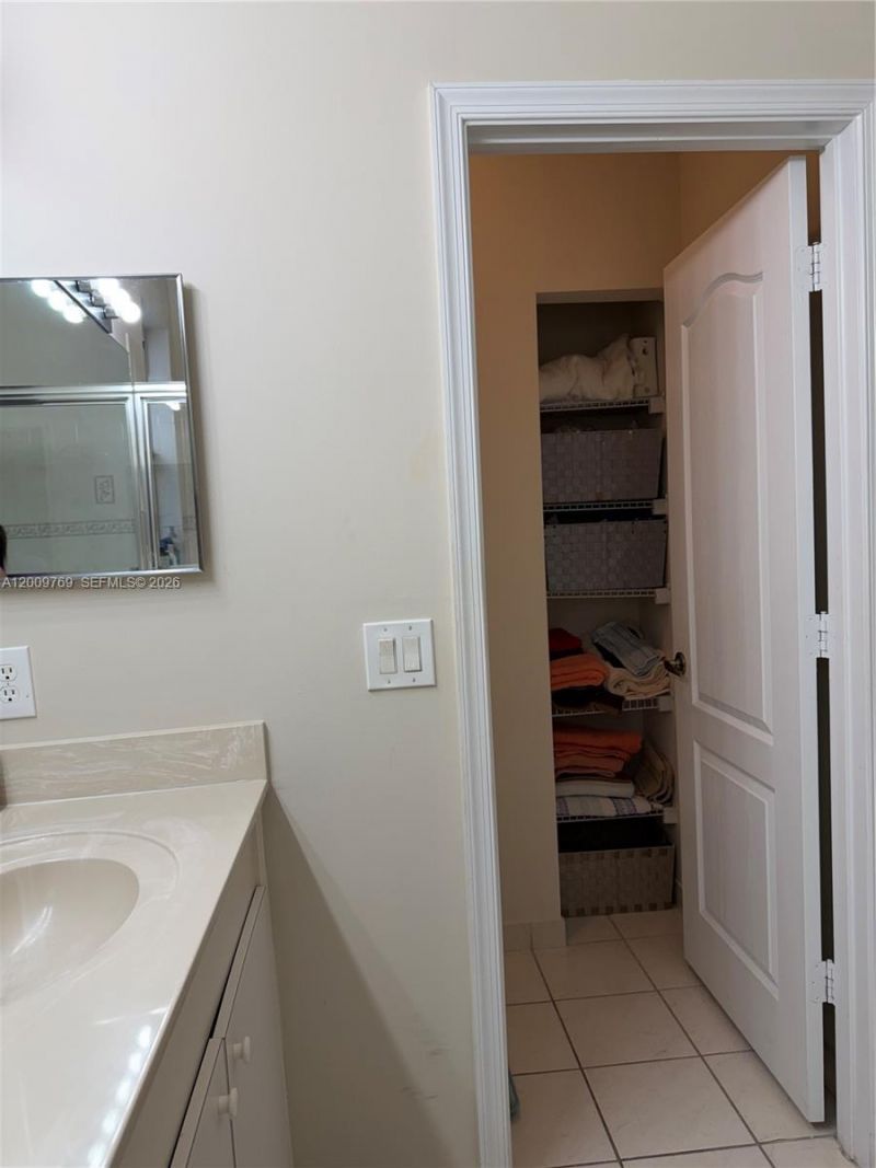 3955 NE 13th Dr , Homestead, FL 33033 Photo