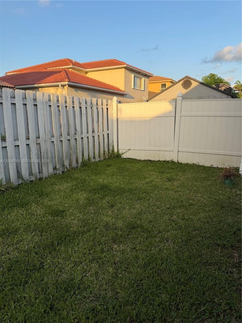 3955 NE 13th Dr , Homestead, FL 33033 Photo