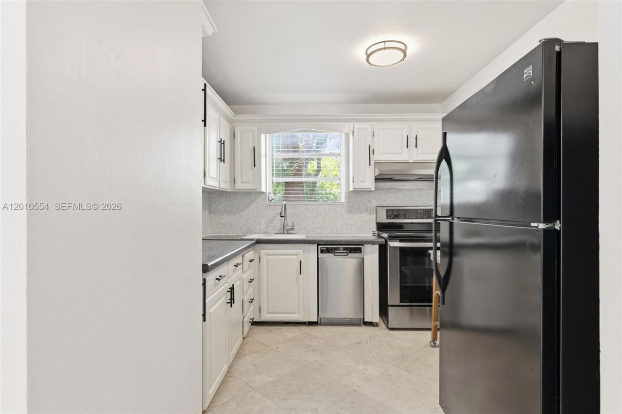 Please Call For Address, Unit 101, Miami Beach, FL 33139 Photo