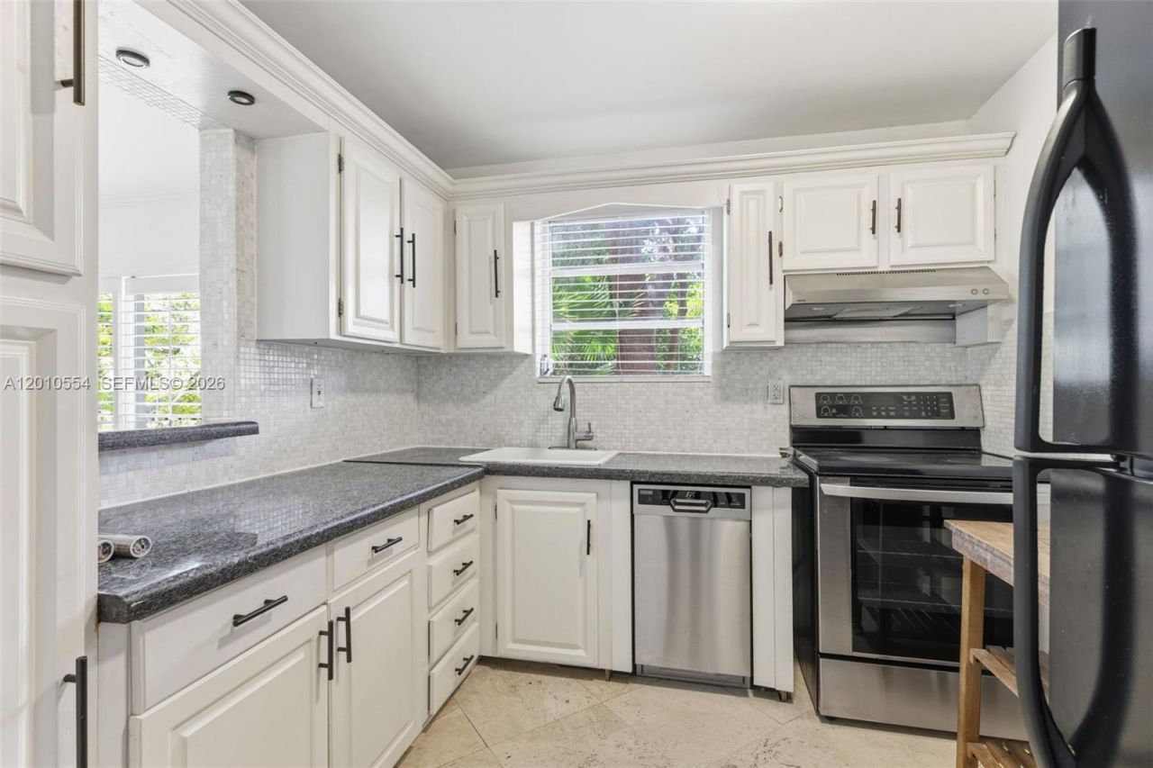 Please Call For Address, Unit 101, Miami Beach, FL 33139 Photo