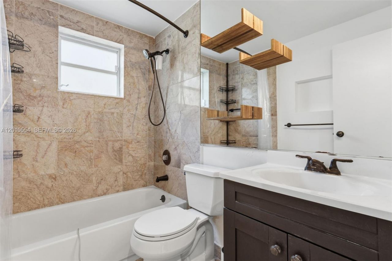 Please Call For Address, Unit 101, Miami Beach, FL 33139 Photo