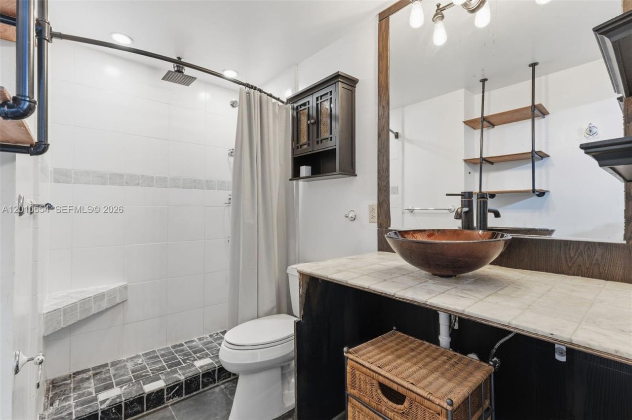 Please Call For Address, Unit 101, Miami Beach, FL 33139 Photo