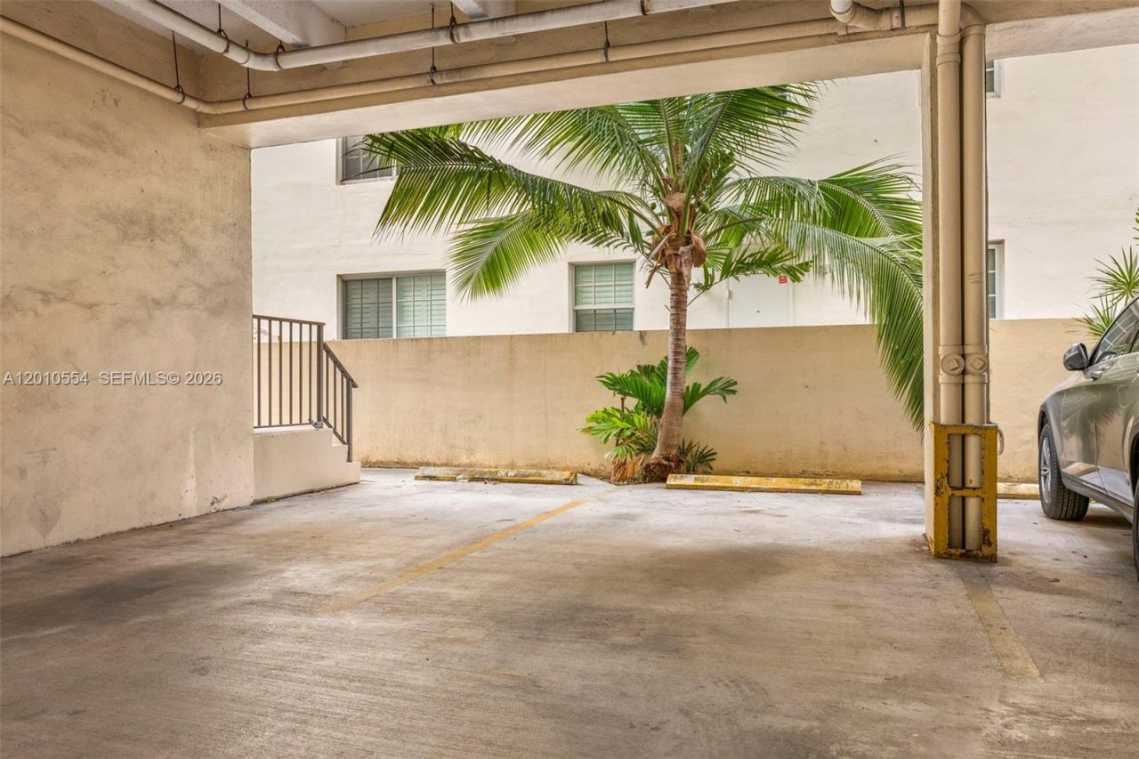 Please Call For Address, Unit 101, Miami Beach, FL 33139 Photo