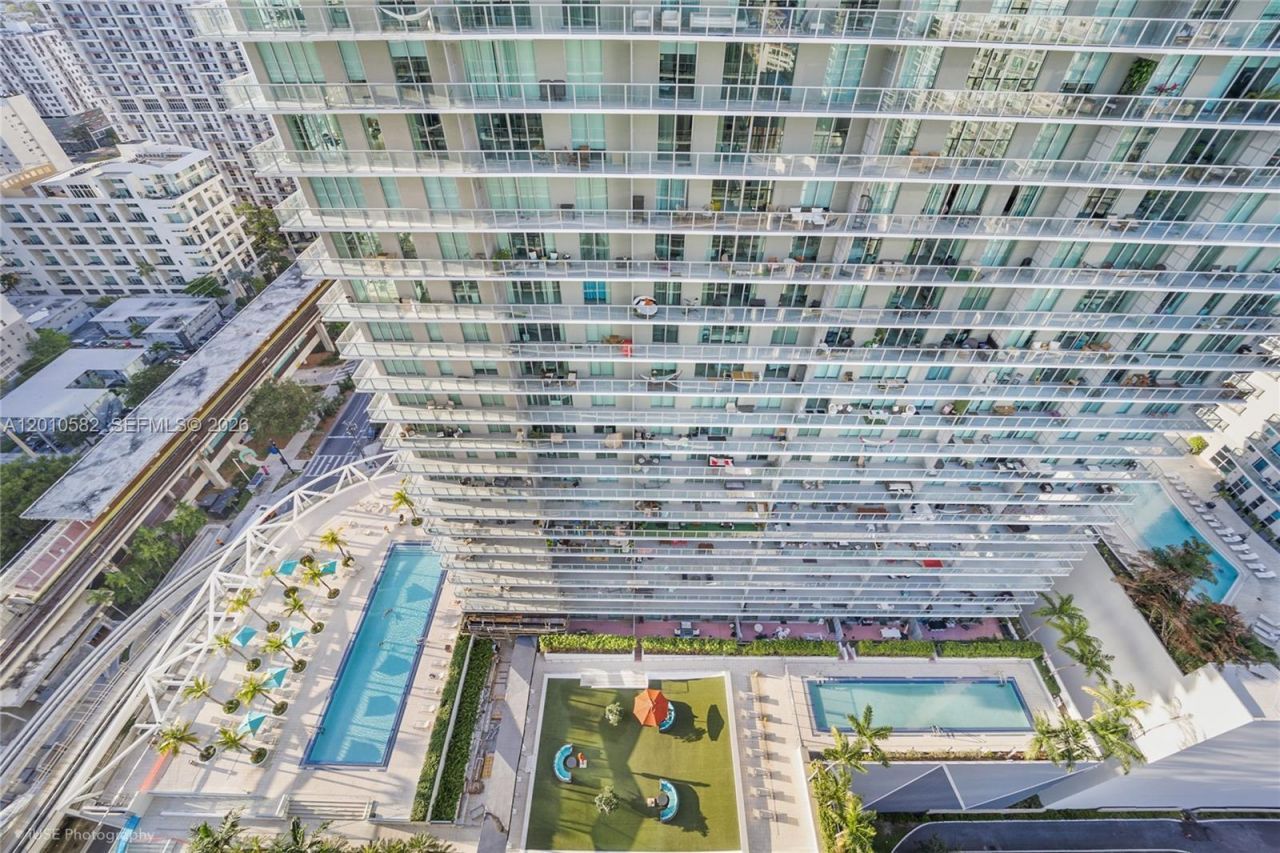 79 SW 12th St , Unit 2306-S, Miami, FL 33130 Photo