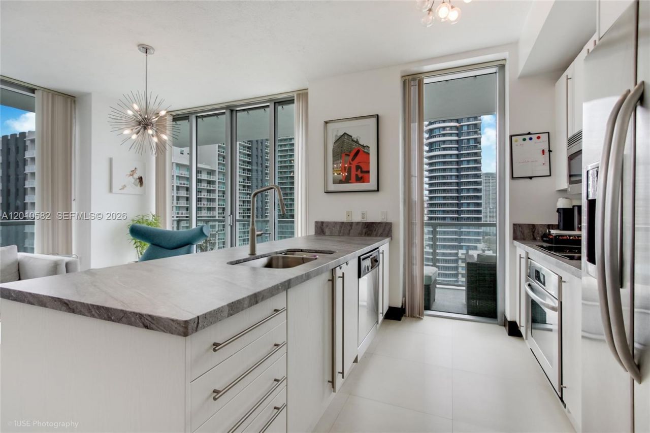 79 SW 12th St , Unit 2306-S, Miami, FL 33130 Photo