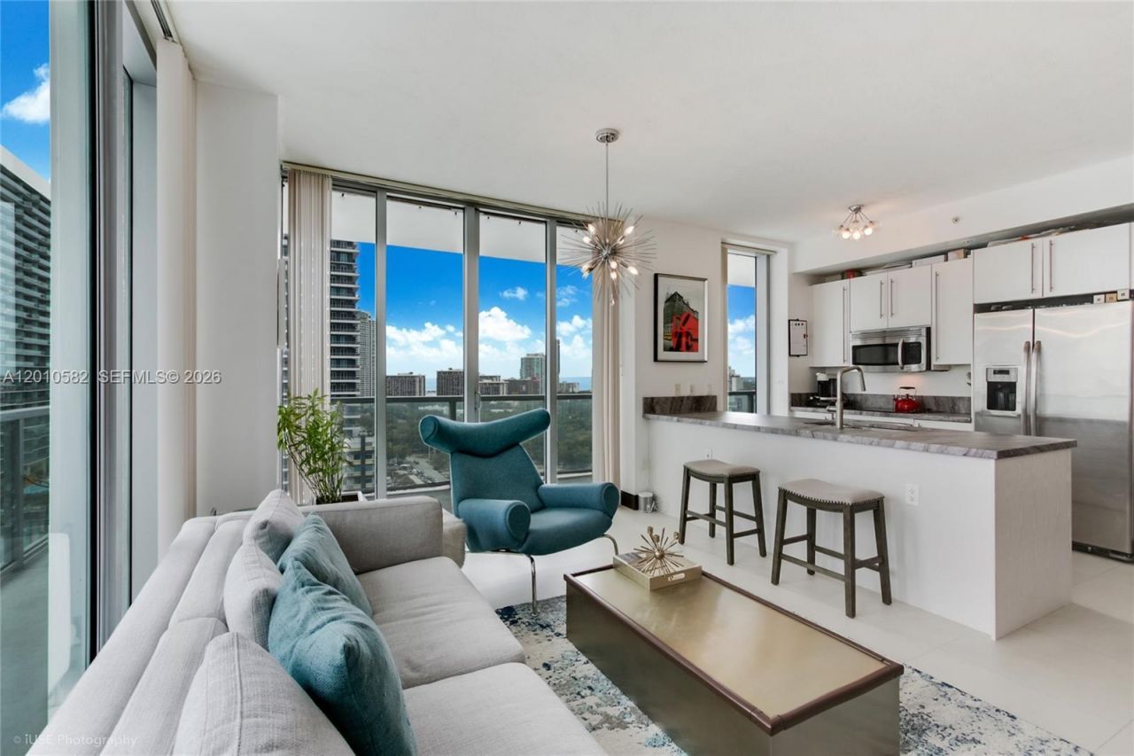 79 SW 12th St, Unit 2306-S, Miami, FL 33130 Photo