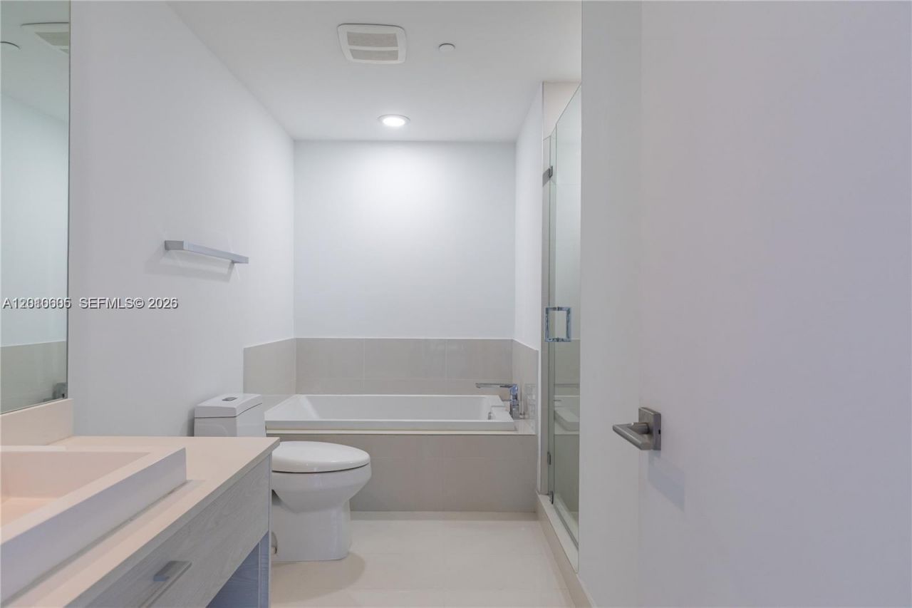 55 SW 9 St , Unit 1208, Miami, FL 33130 Photo