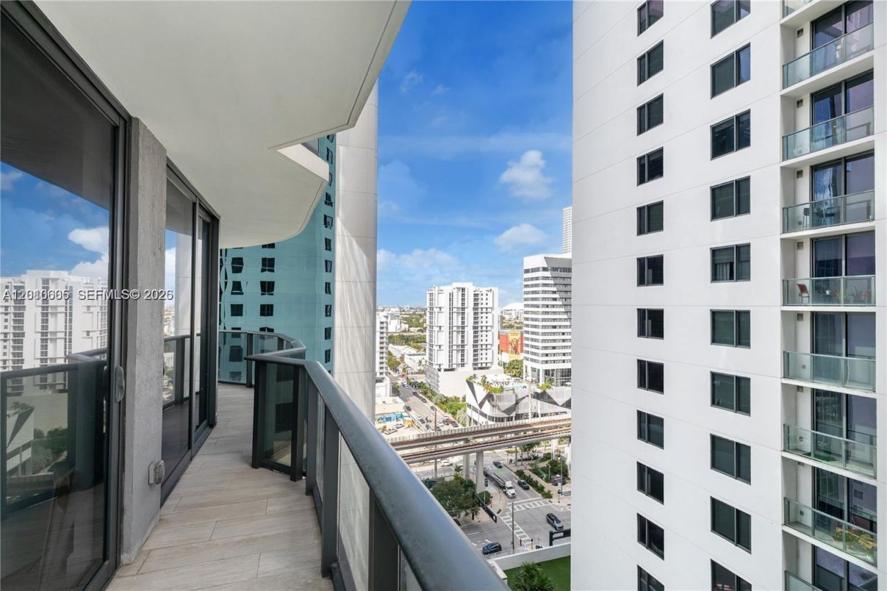 55 SW 9 St , Unit 1208, Miami, FL 33130 Photo