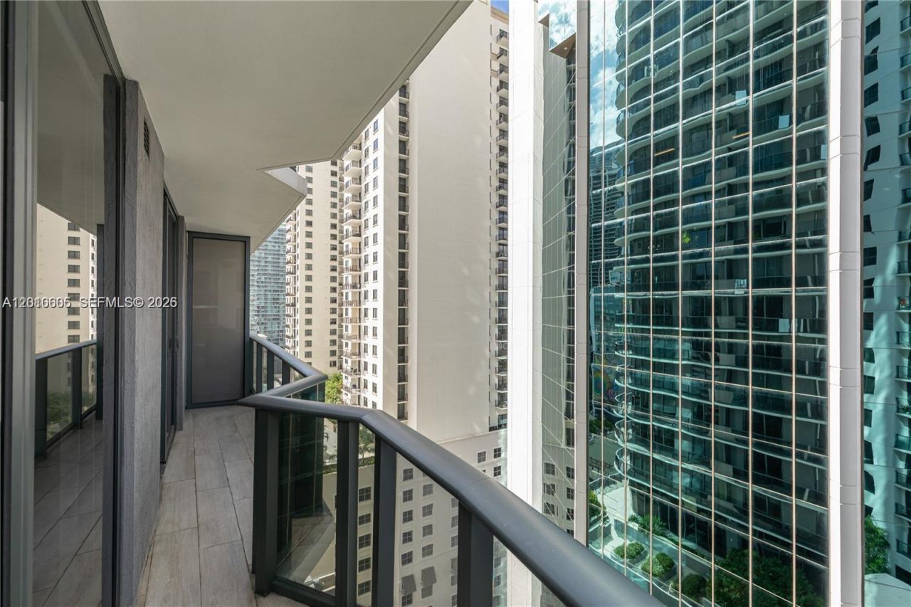 55 SW 9 St , Unit 1208, Miami, FL 33130 Photo