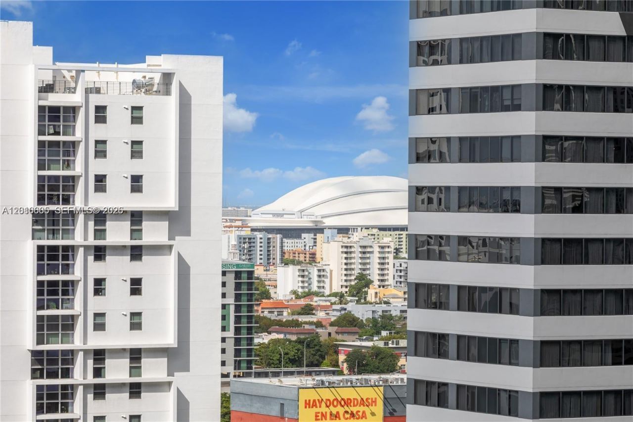 55 SW 9 St , Unit 1208, Miami, FL 33130 Photo