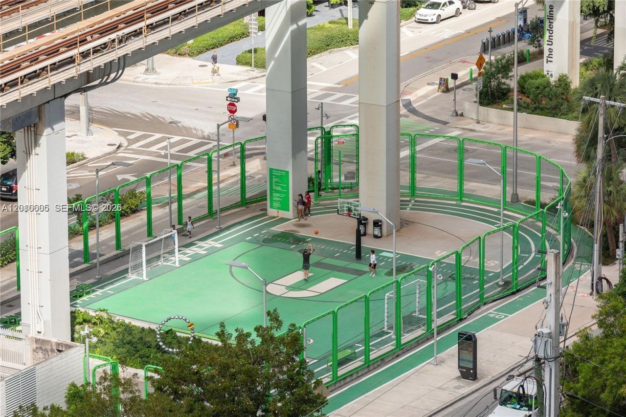 55 SW 9 St , Unit 1208, Miami, FL 33130 Photo