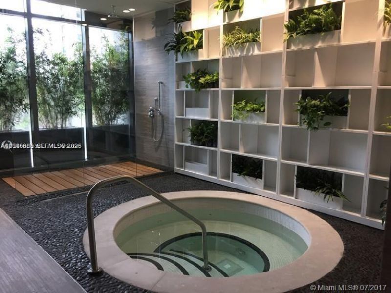 55 SW 9 St , Unit 1208, Miami, FL 33130 Photo