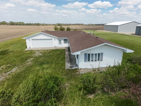 33879 E 800 Road , Chatsworth, IL 60921