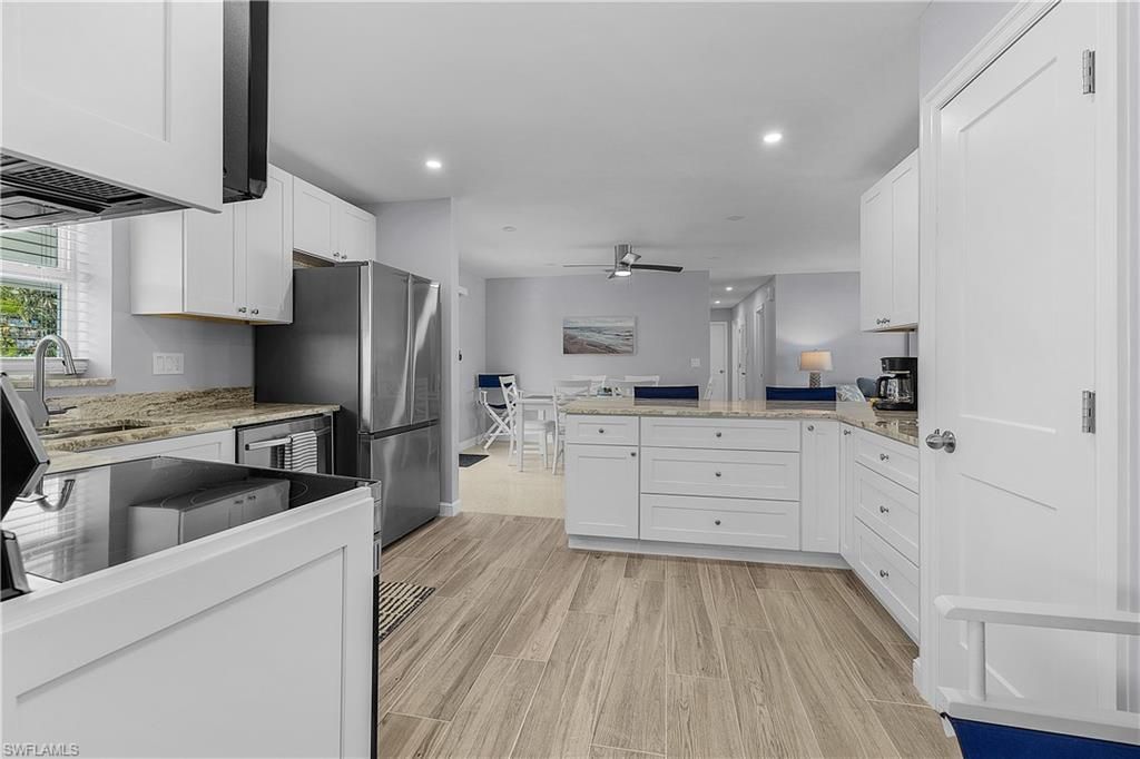 2 Fairview Blvd , Fort Myers Beach, FL 33931 Photo