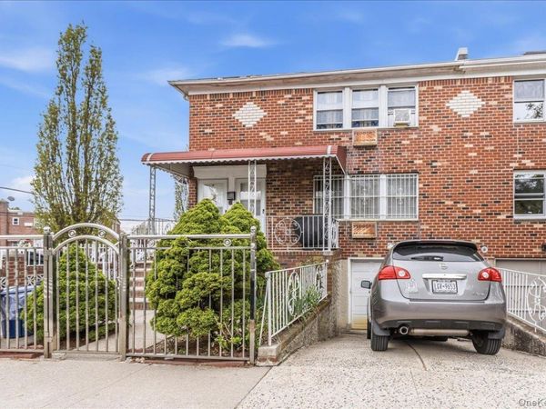 8950 Pontiac Street, Queens Village, NY 11427