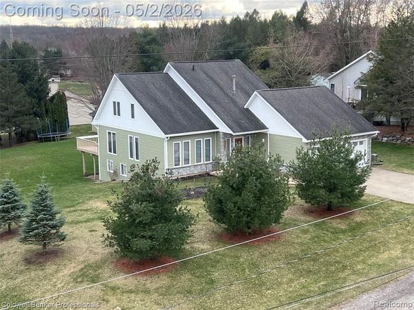 715 Eagle Hill, Brandon Twp, MI 48462