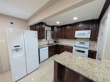 6646 E Lovers Lane, Unit 1105, Dallas, TX 75214