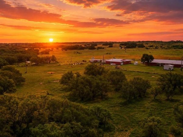 1360 W US Hwy 84 Highway, Mullin, TX 76864