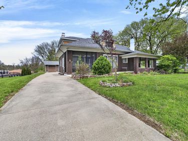 208 E MILL Street, AVOCA, IA 51521