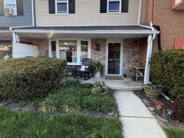 1879 ASTER ROAD, MACUNGIE, PA 18062