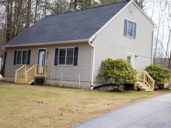 8 Russet Drive, Pittsfield, NH 03263