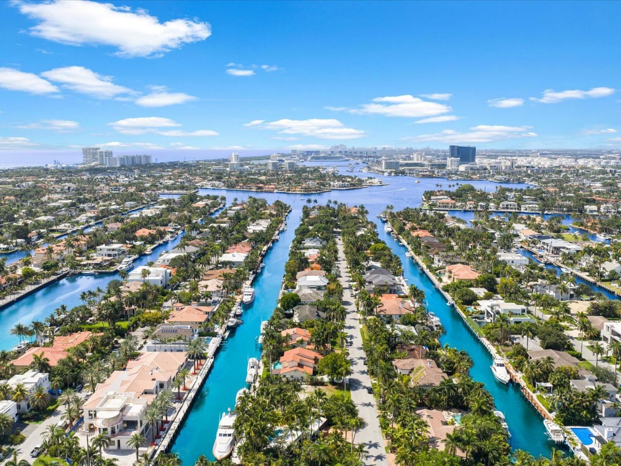 310 Coral Way, Fort Lauderdale, FL 33301 Photo