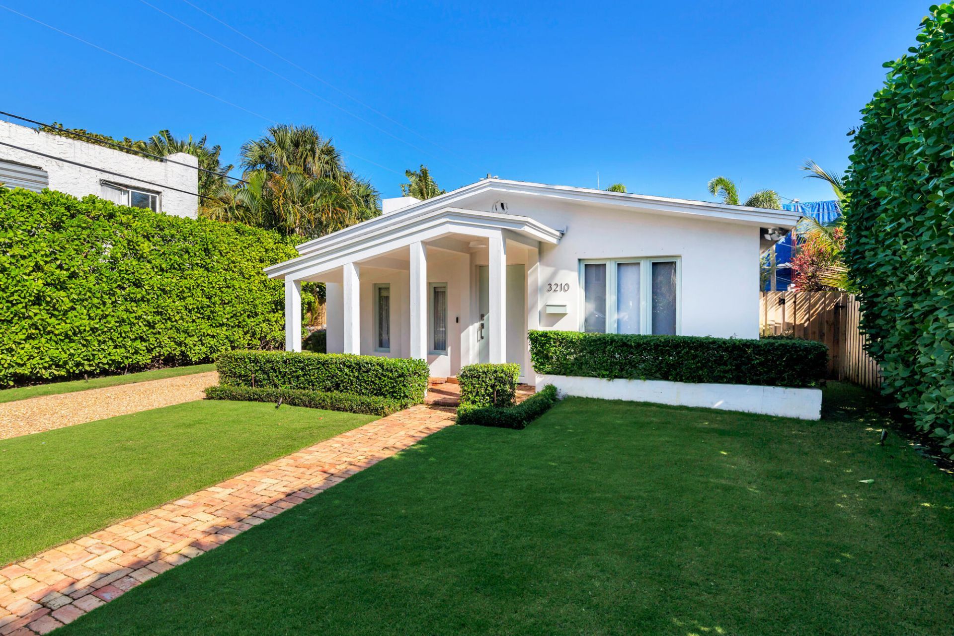 3210 Vincent Road, West Palm Beach, FL 33405 Photo