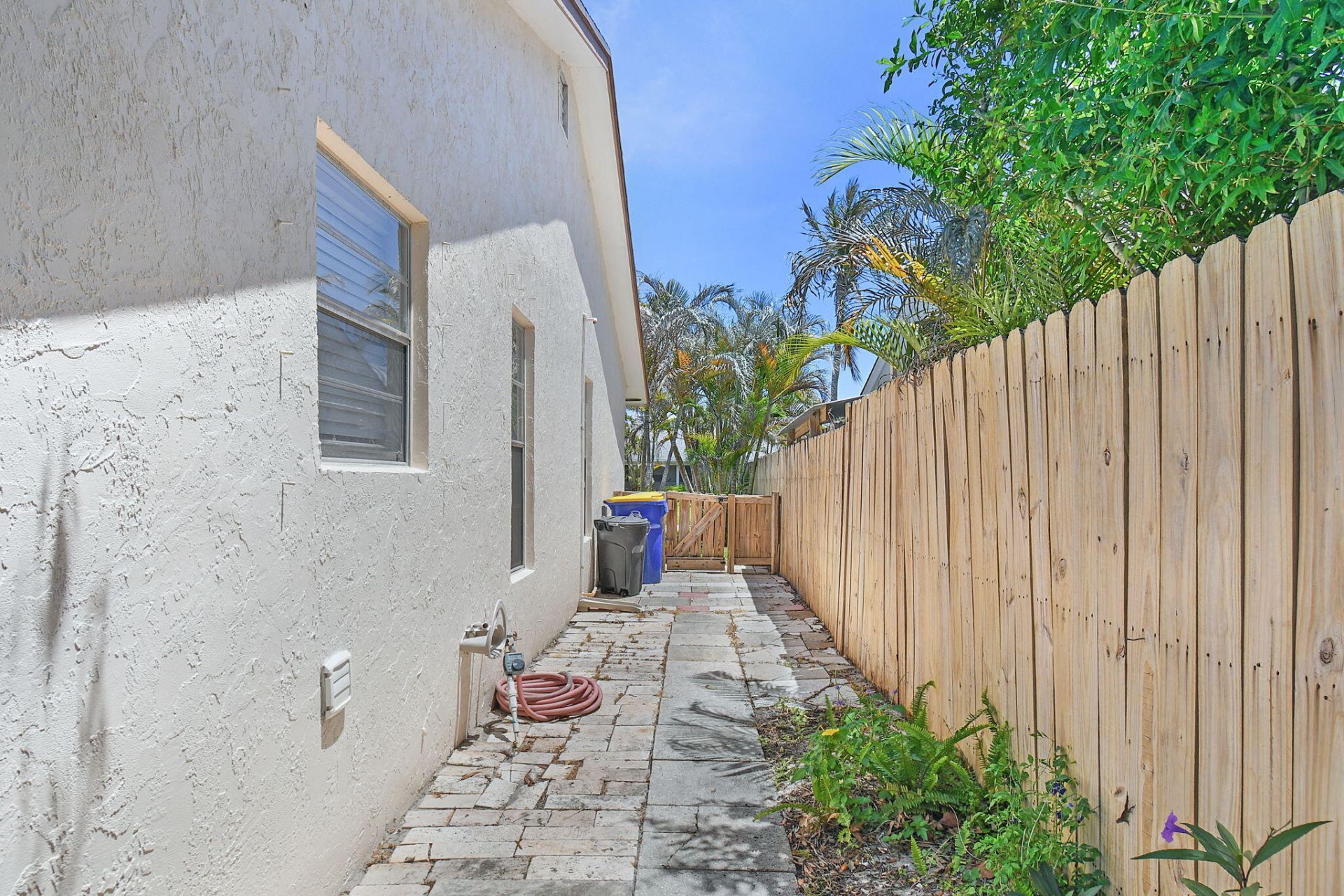 9040 SE Hobe Ridge Avenue, Hobe Sound, FL 33455 Photo