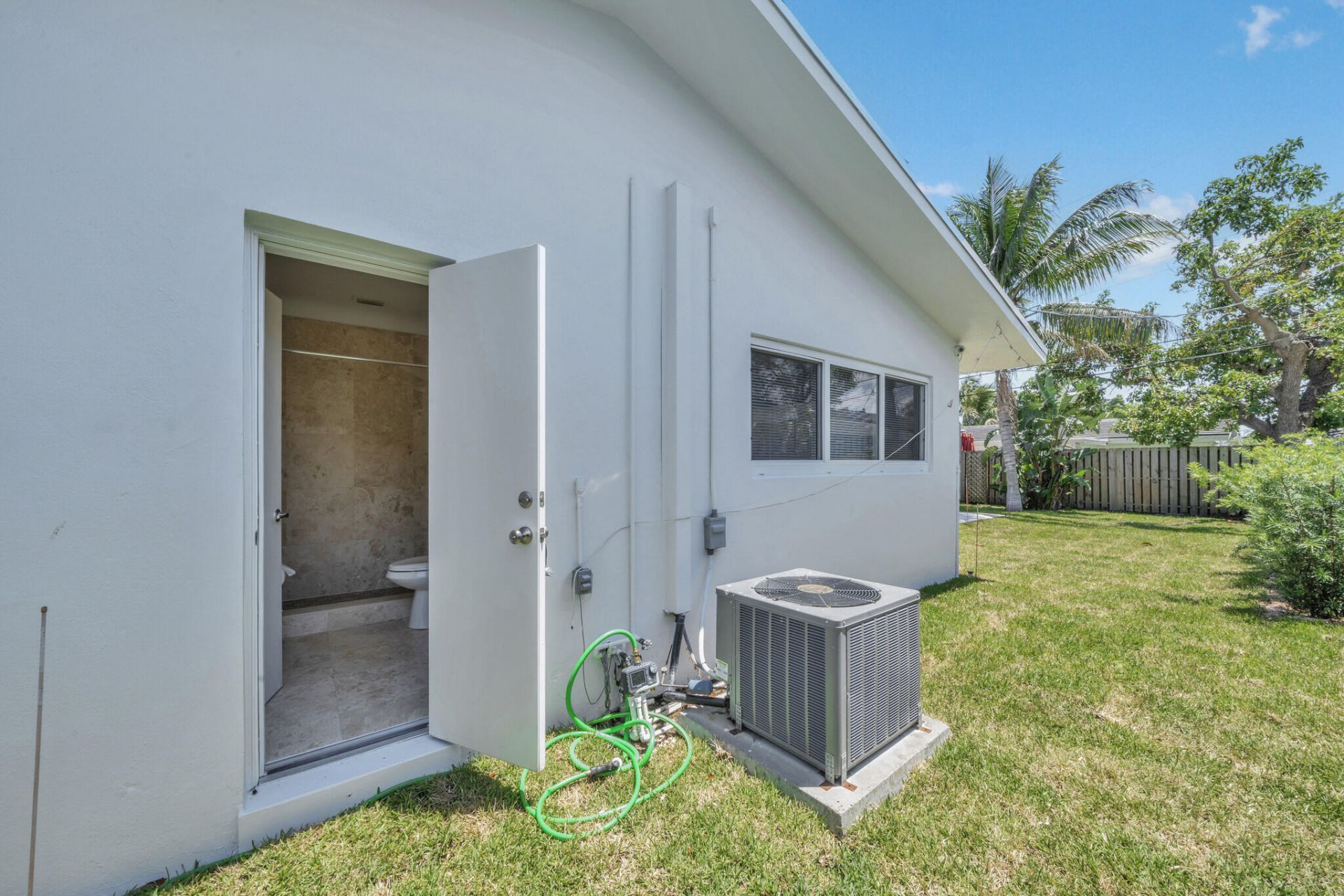 1970 NE 32nd Street, Lighthouse Point, FL 33064 Photo