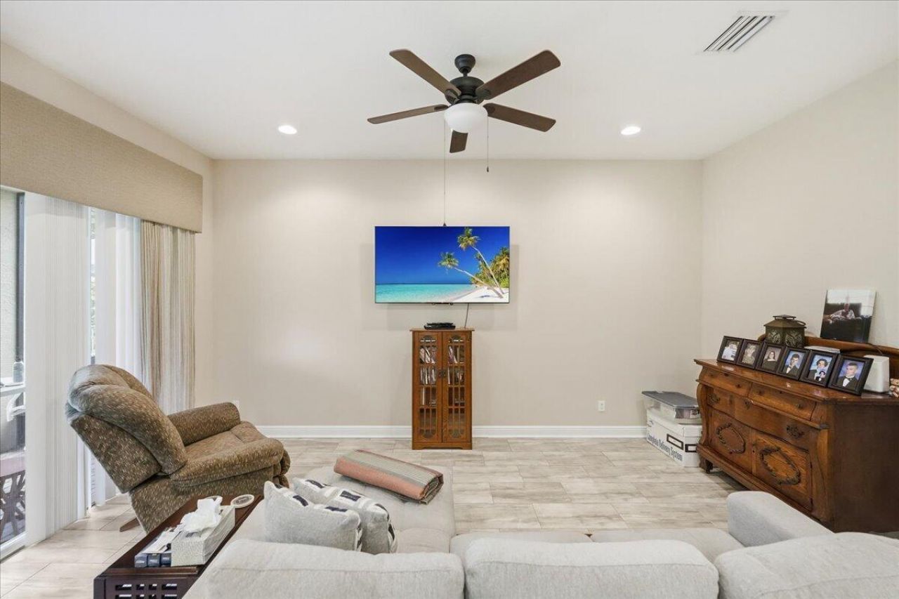 1963 Grey Falcon Circle Sw, Vero Beach, FL 32962 Photo