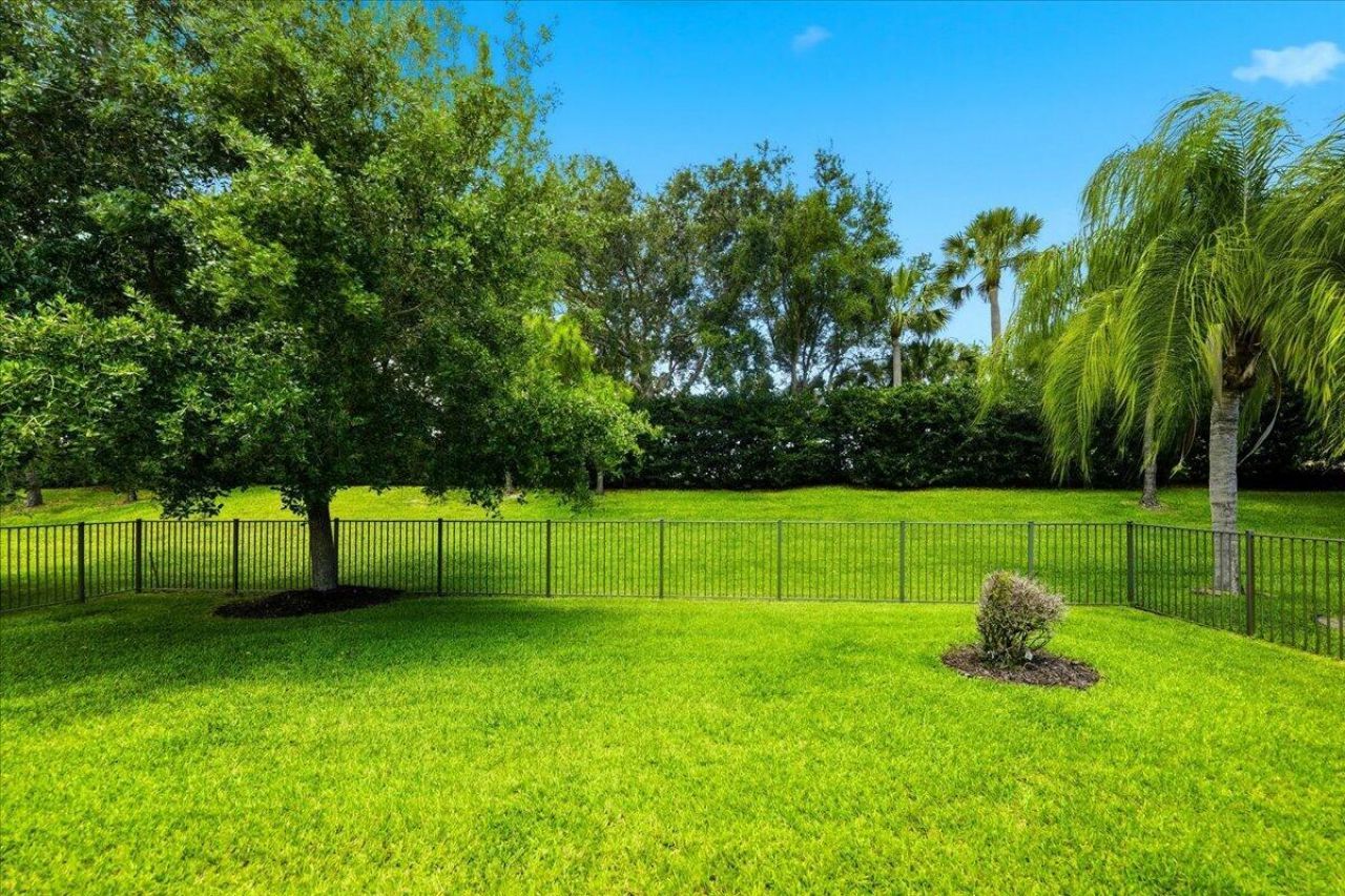 1963 Grey Falcon Circle Sw, Vero Beach, FL 32962 Photo