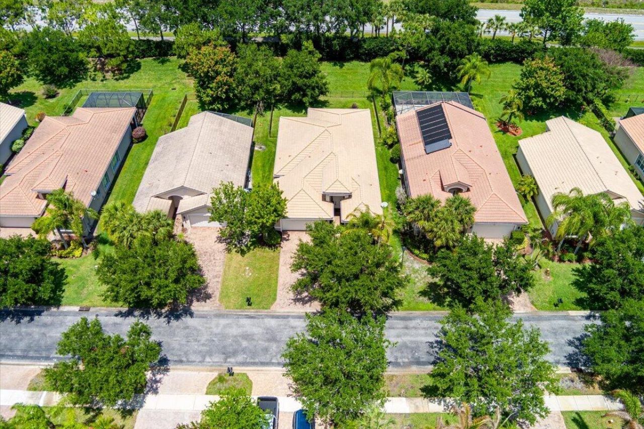 1963 Grey Falcon Circle Sw, Vero Beach, FL 32962 Photo