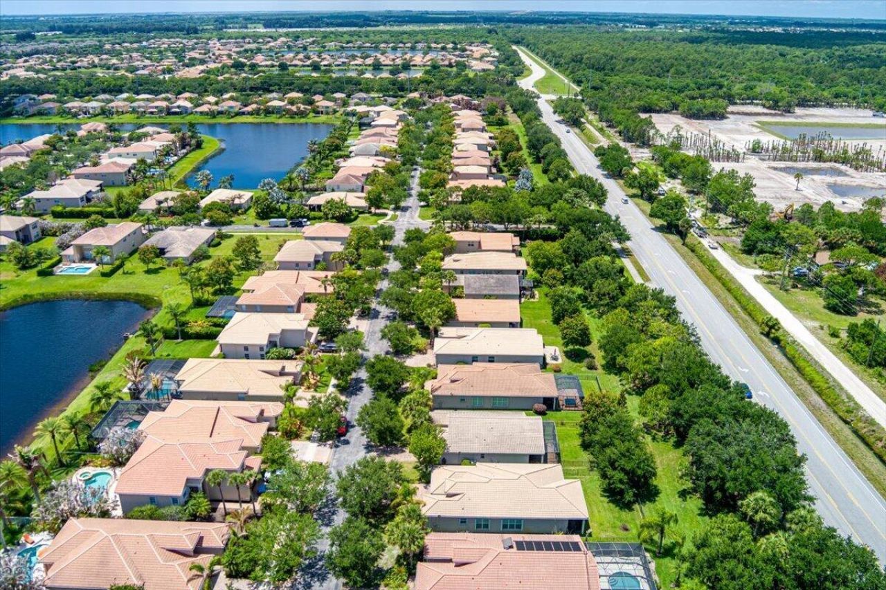 1963 Grey Falcon Circle Sw, Vero Beach, FL 32962 Photo