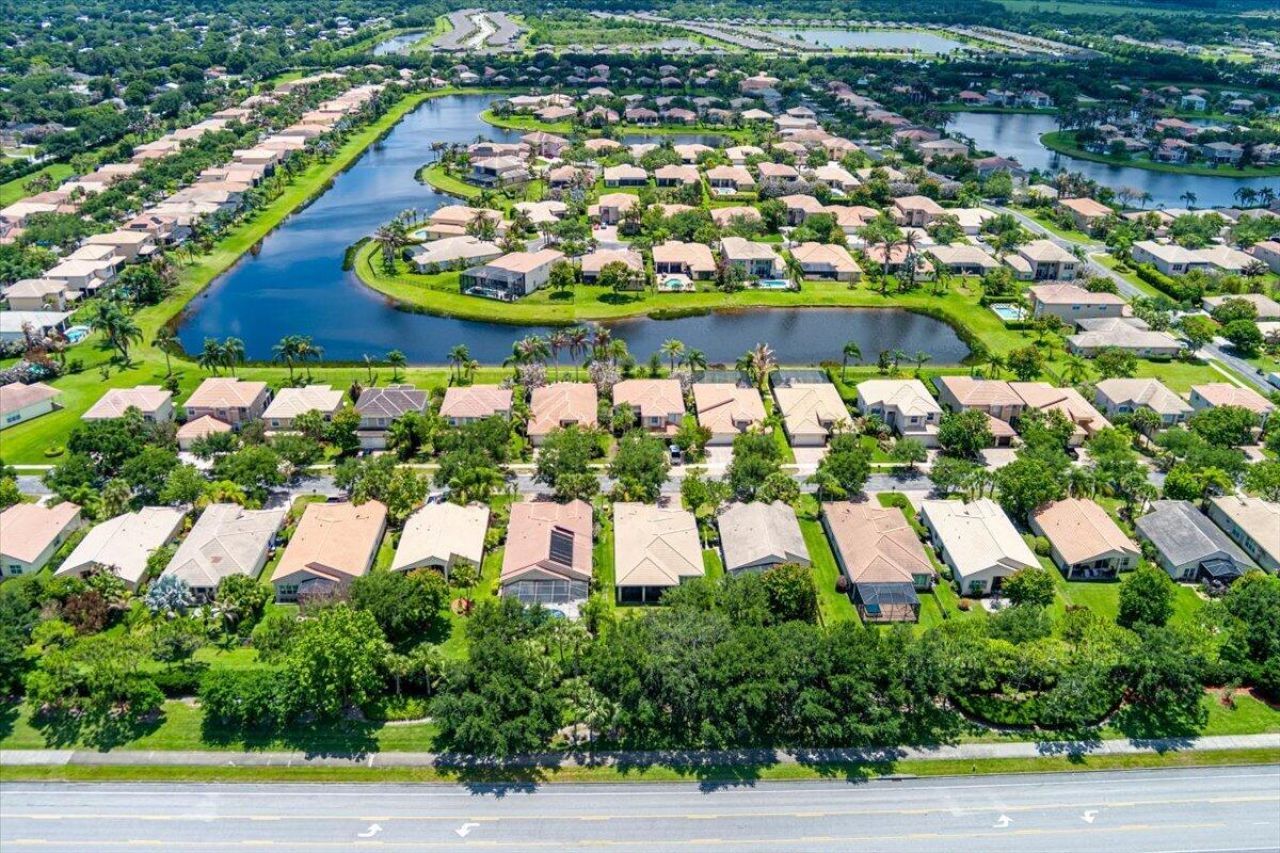 1963 Grey Falcon Circle Sw, Vero Beach, FL 32962 Photo