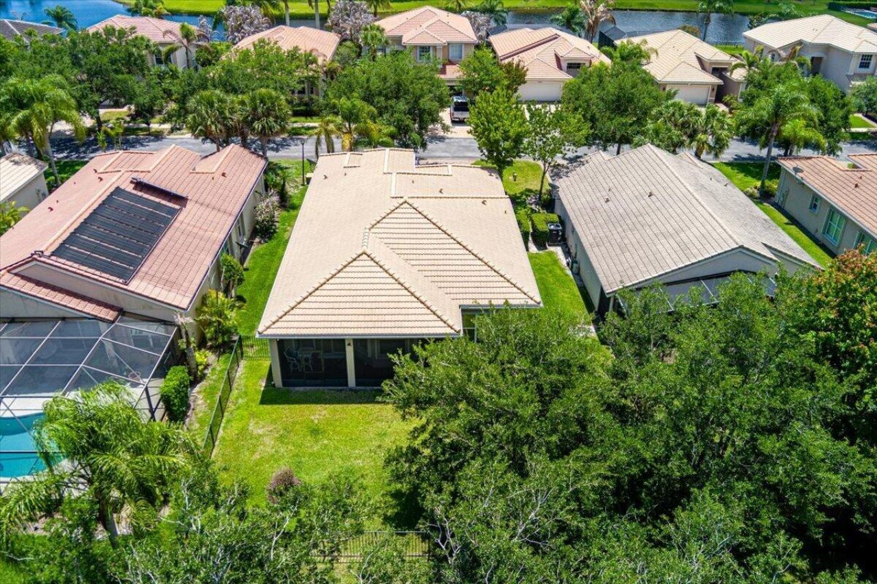 1963 Grey Falcon Circle Sw, Vero Beach, FL 32962 Photo