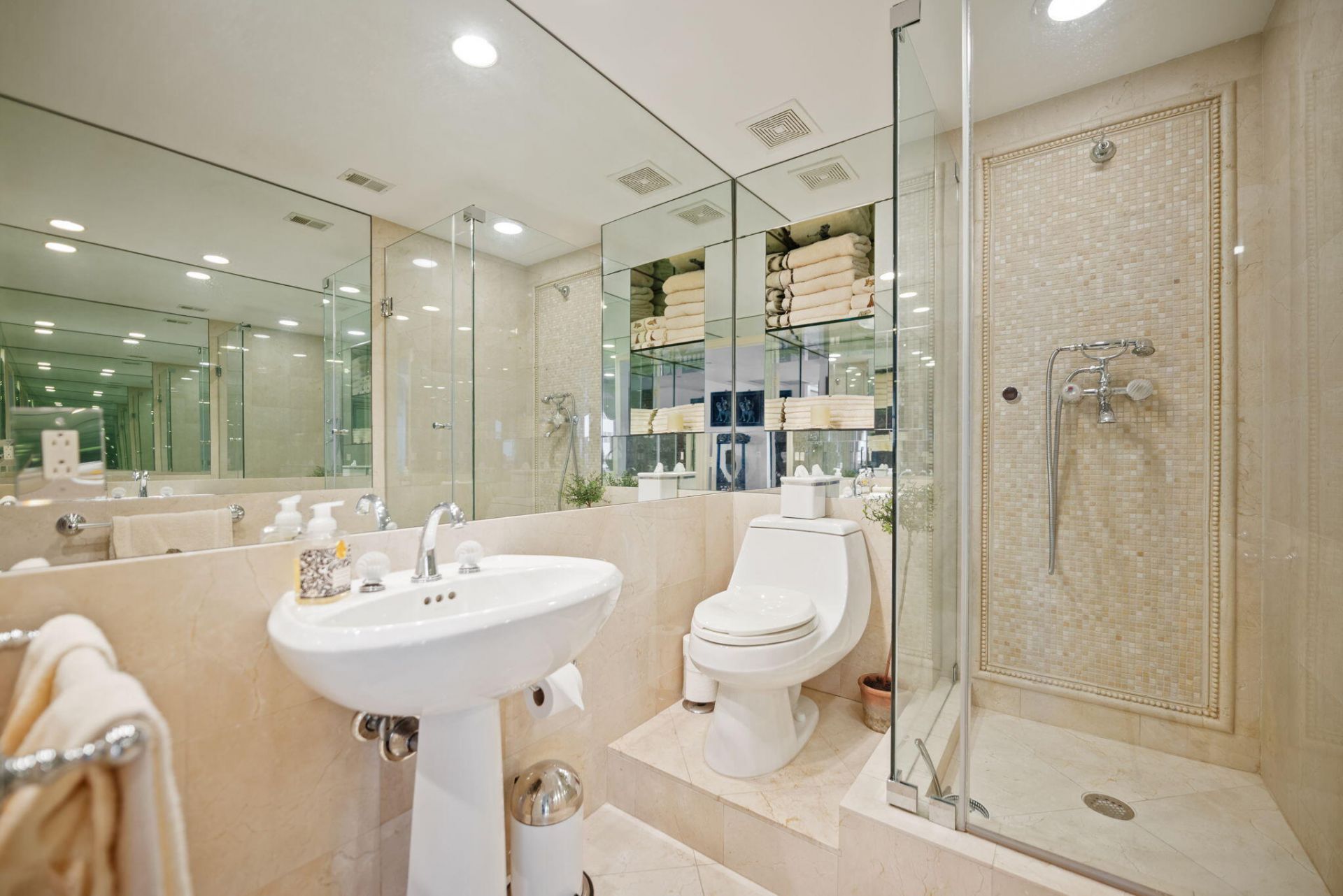 3200 N Ocean Boulevard, Unit 801, Fort Lauderdale, FL 33308 Photo