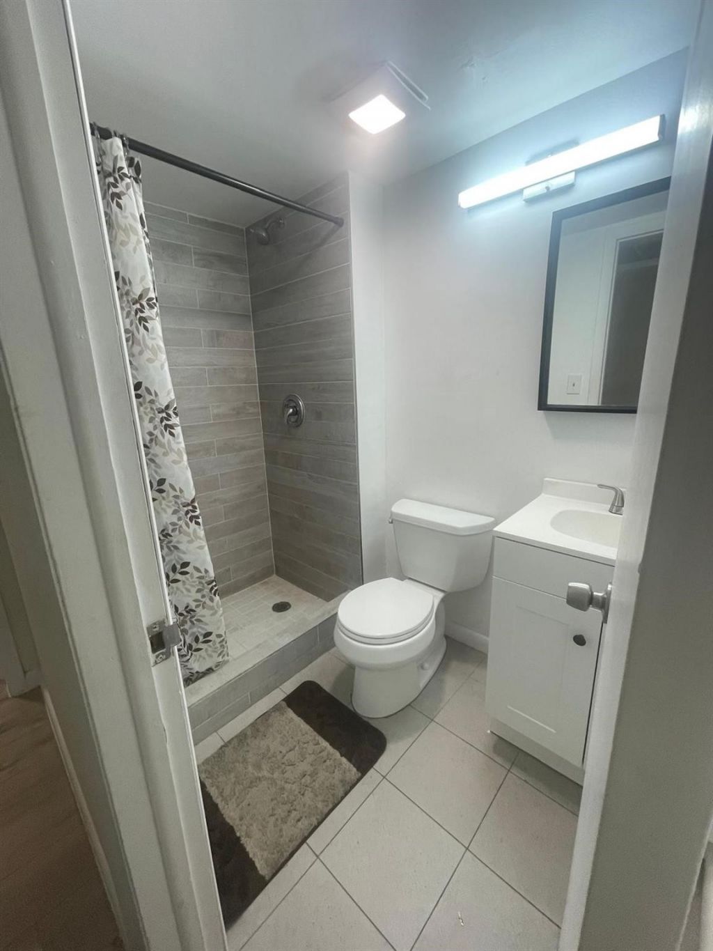 4222 Inverrary Boulevard, Lauderhill, FL 33319 Photo