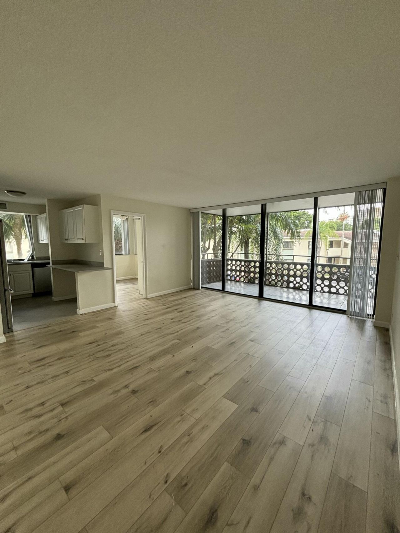 4222 Inverrary Boulevard, Unit 4116, Lauderhill, FL 33319 Photo