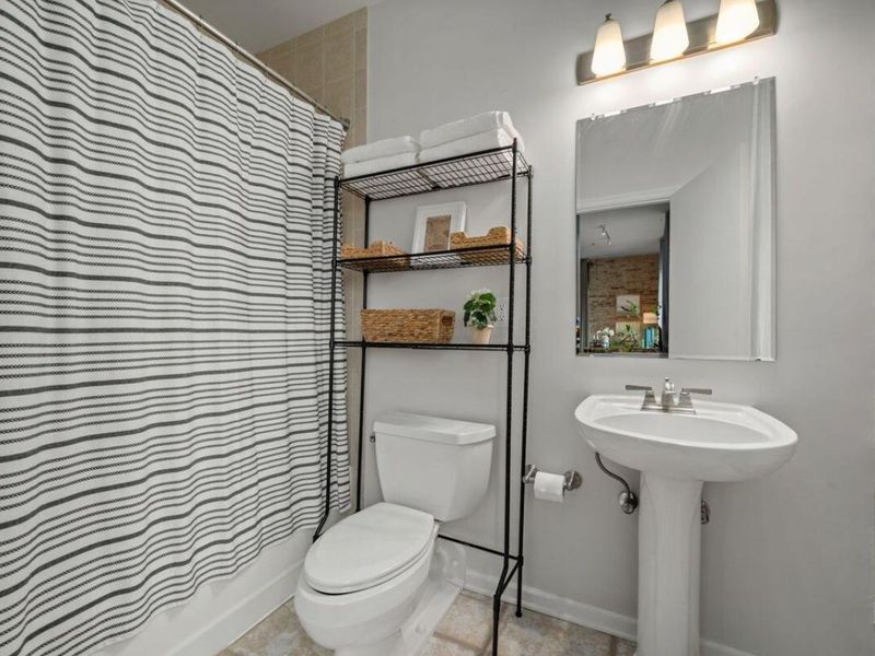 78 E Chestnut Street, Unit 304, Columbus, OH 43215 Photo 42