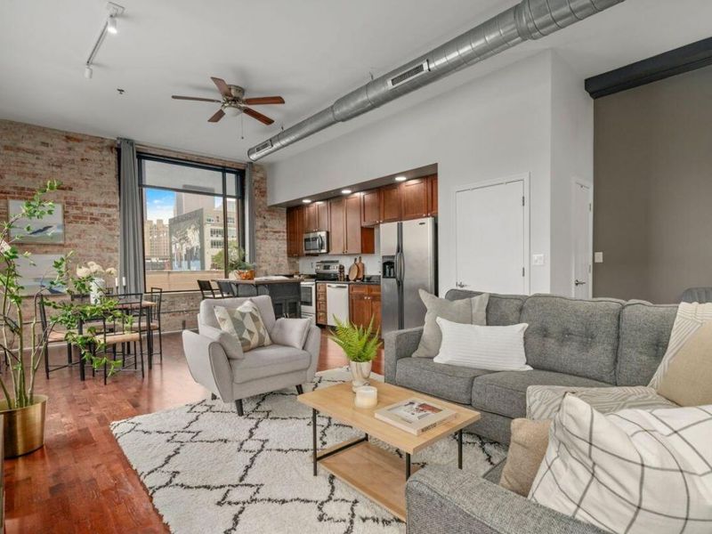 78 E Chestnut Street, Unit 304, Columbus, OH 43215 Photo 5