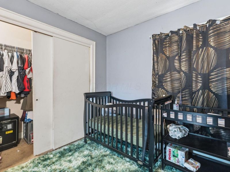700 N Nelson Road, Columbus, OH 43219 Photo 11