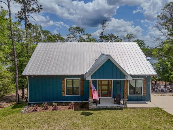 182 Blue Pond Circle, Ponce De Leon, FL 32455