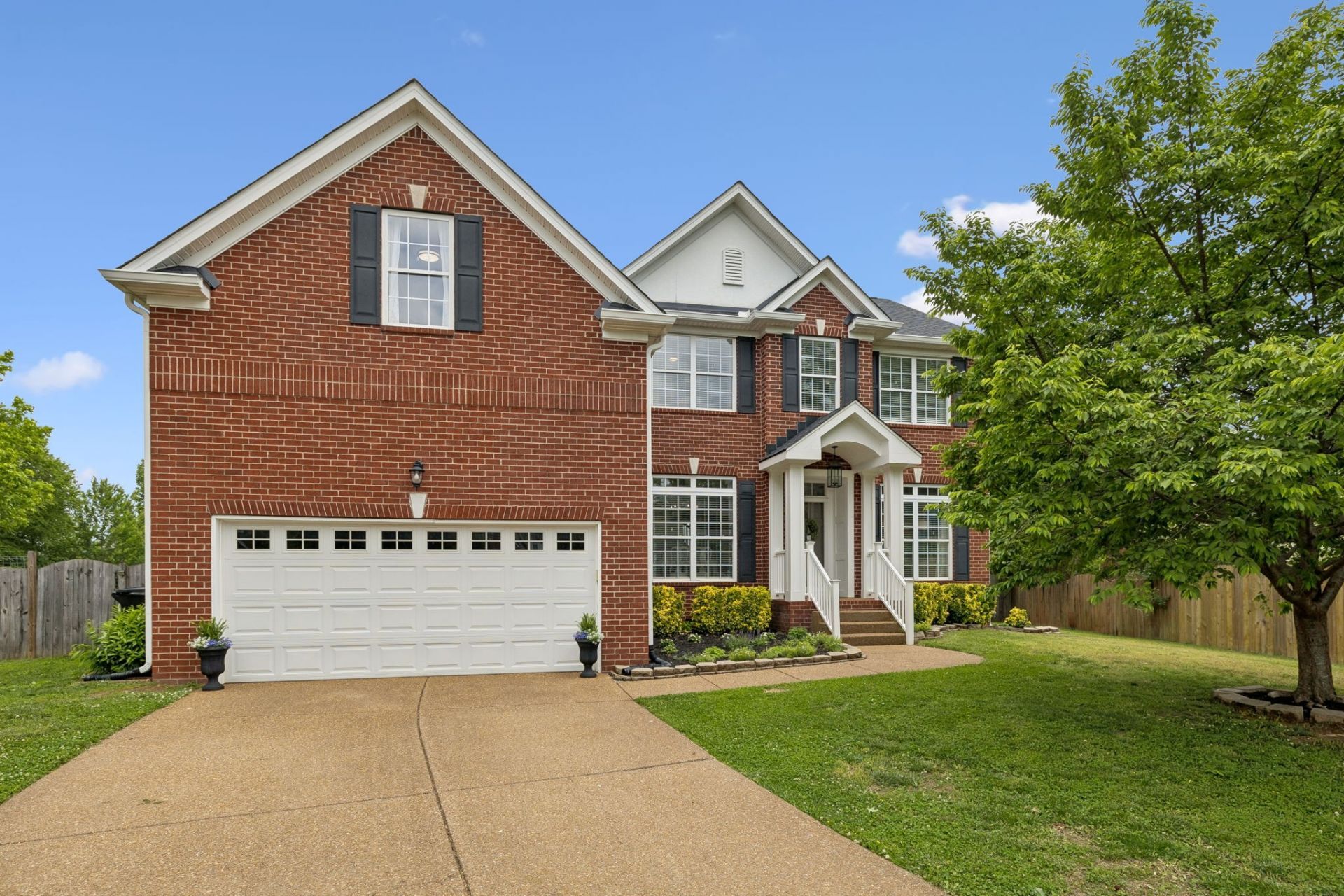 402 Freesia Ct, Franklin, TN 37064 Main Photo