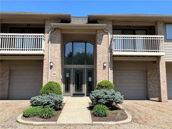 3800 Rosemont Boulevard , Unit 109C, Fairlawn, OH 44333