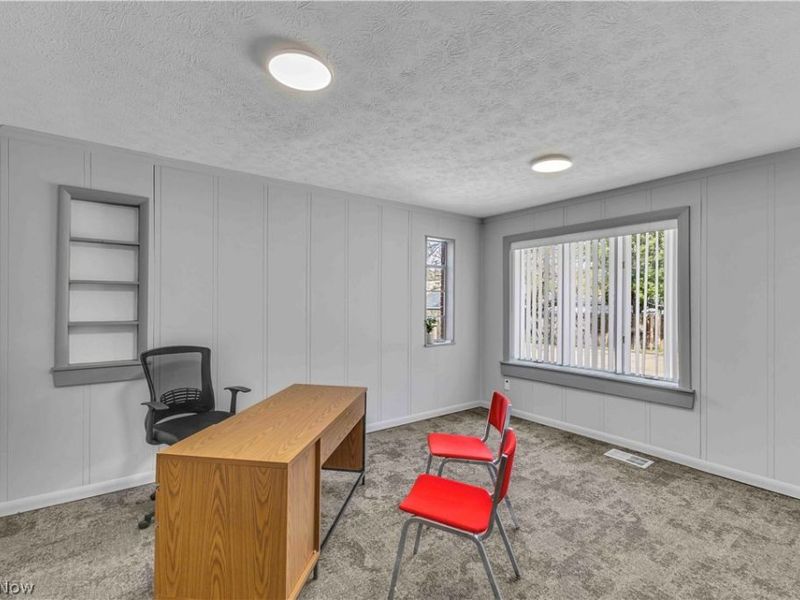 18515 Underwood Avenue, Cleveland, OH 44119 Photo 5
