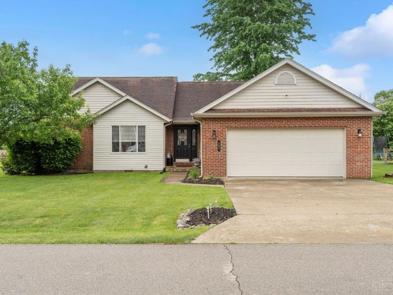 203 Lakewood Lane, Georgetown, OH 45121 Photo 1