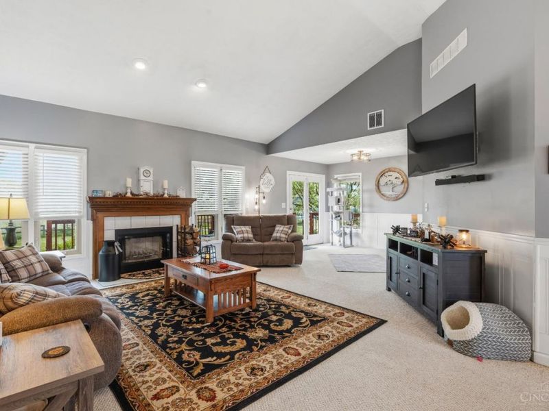 203 Lakewood Lane, Georgetown, OH 45121 Photo 10