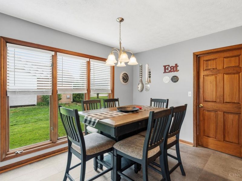 203 Lakewood Lane, Georgetown, OH 45121 Photo 16