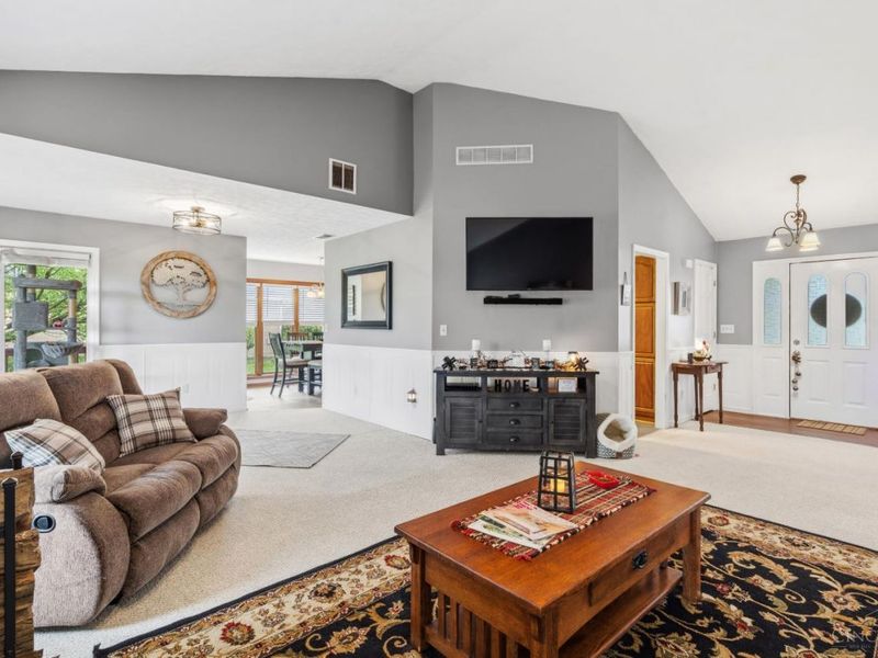 203 Lakewood Lane, Georgetown, OH 45121 Photo 8